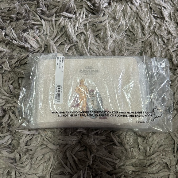 COPY - Coach Star Wars white wristlet. BNWT - Picture 2 of 5